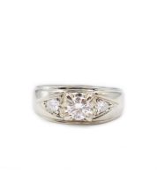 0.78ct diamonds 18k illusion style white gold ring Size-10.5