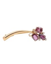 1.58ct Ruby brooch 3-faceted deep pink/red Rubies & 4-diamonds