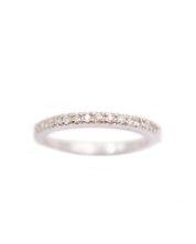 14K white gold Ladies 0.16 Carat Diamond Ring Size 4.5