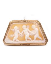 Three Cherub Angels vintage Cameo 10K yg Brooch  1.2 x 2 inches 7.98 grams