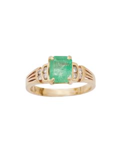 14K Yellow Gold 1.40 Carat Emerald ring with 0.16 Carat Diamonds Size 7